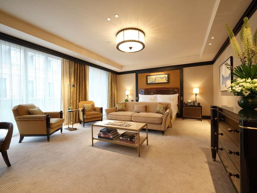 The Beaumont Mayfair Лондон Номер фото